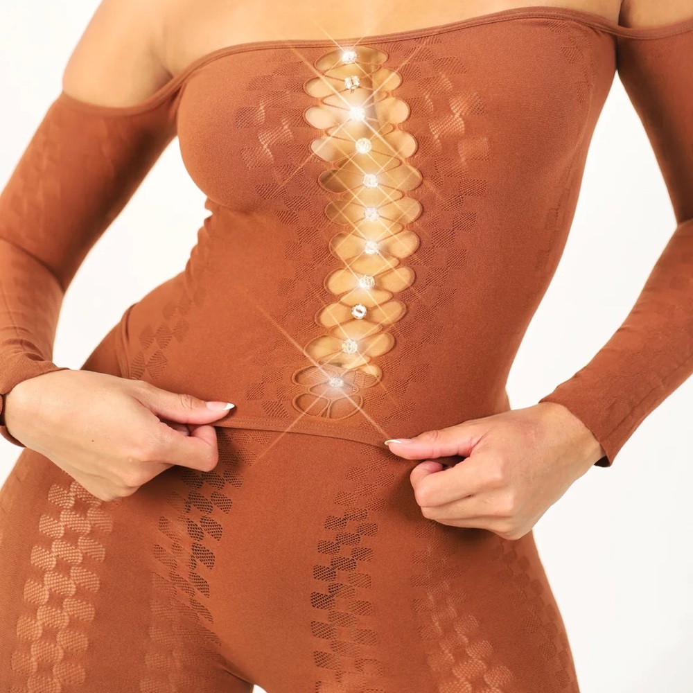 Two piece set
